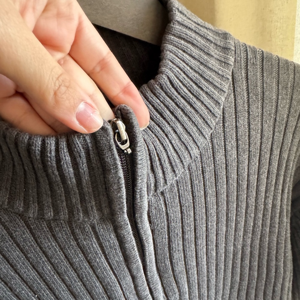 Lanesboro Men Gray Ribbed Half Zip Sweater | Extra Large - Picture 2 of 5